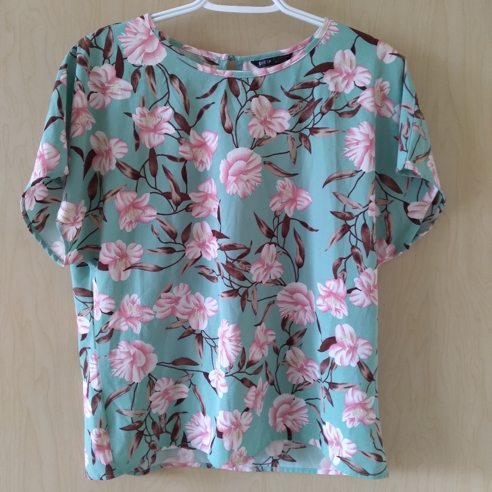 Pink Floral Batwing Blouse (M)